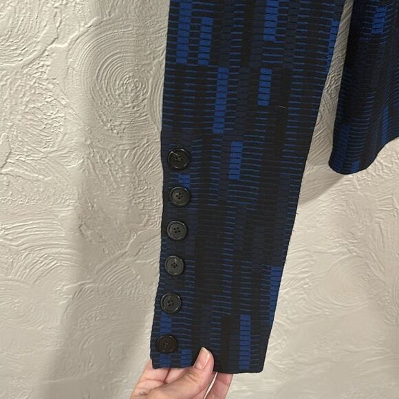 St. John black and blue abstract sweater size small - Picture 3 of 6